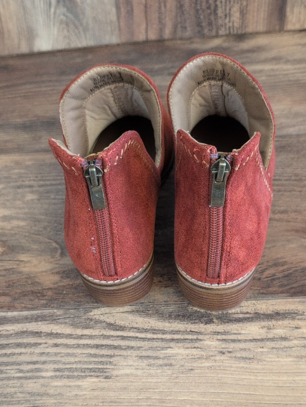 Corkys Rust Faux Suede Cutout Ankle Bluffin Bootie Boots NIB 7       578A - Picture 9 of 9